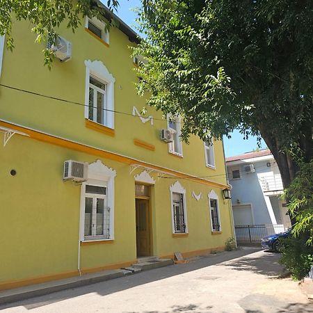 R&N Familiy Apartments Мостар Екстериор снимка