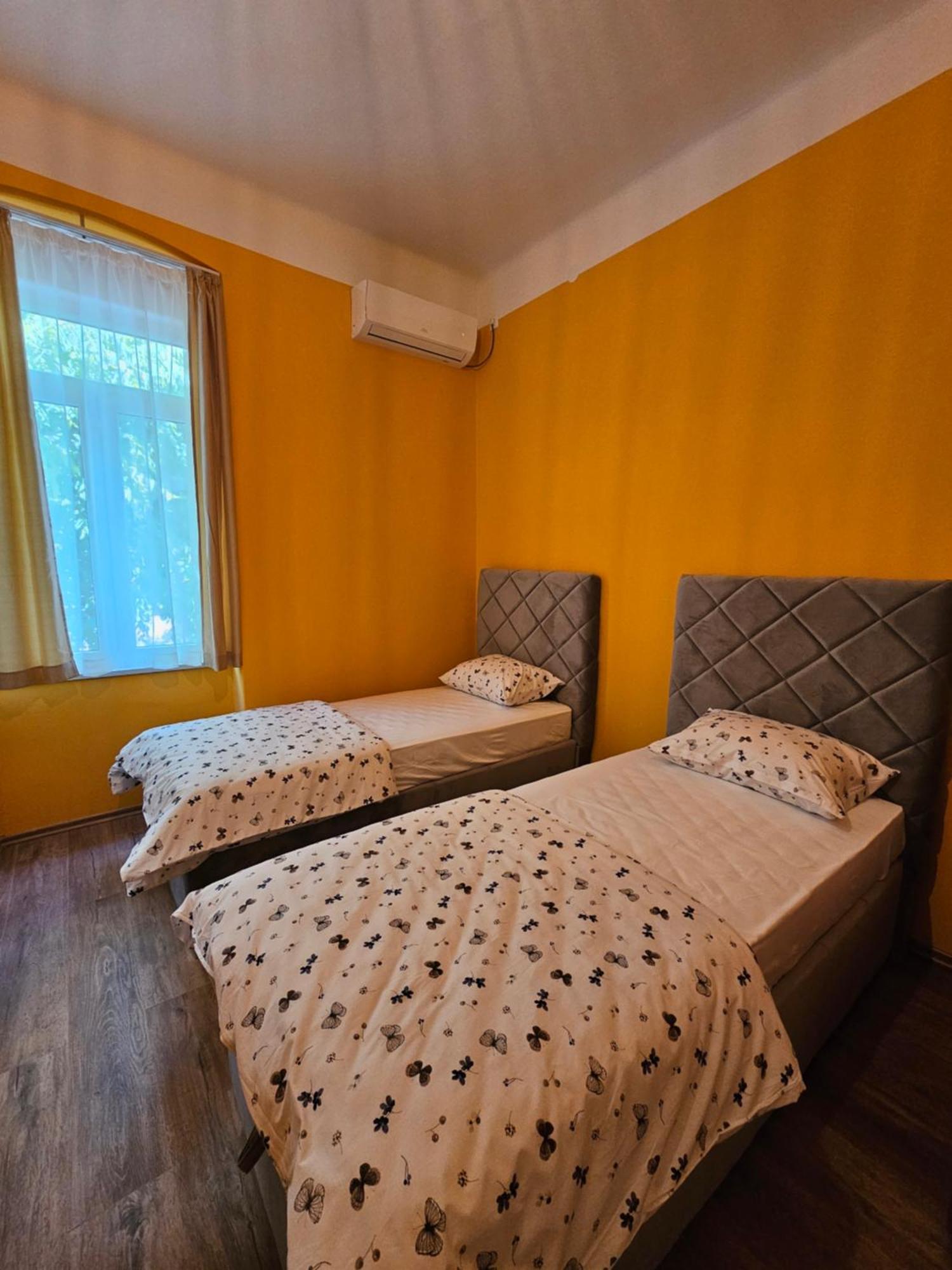 R&N Familiy Apartments Мостар Екстериор снимка