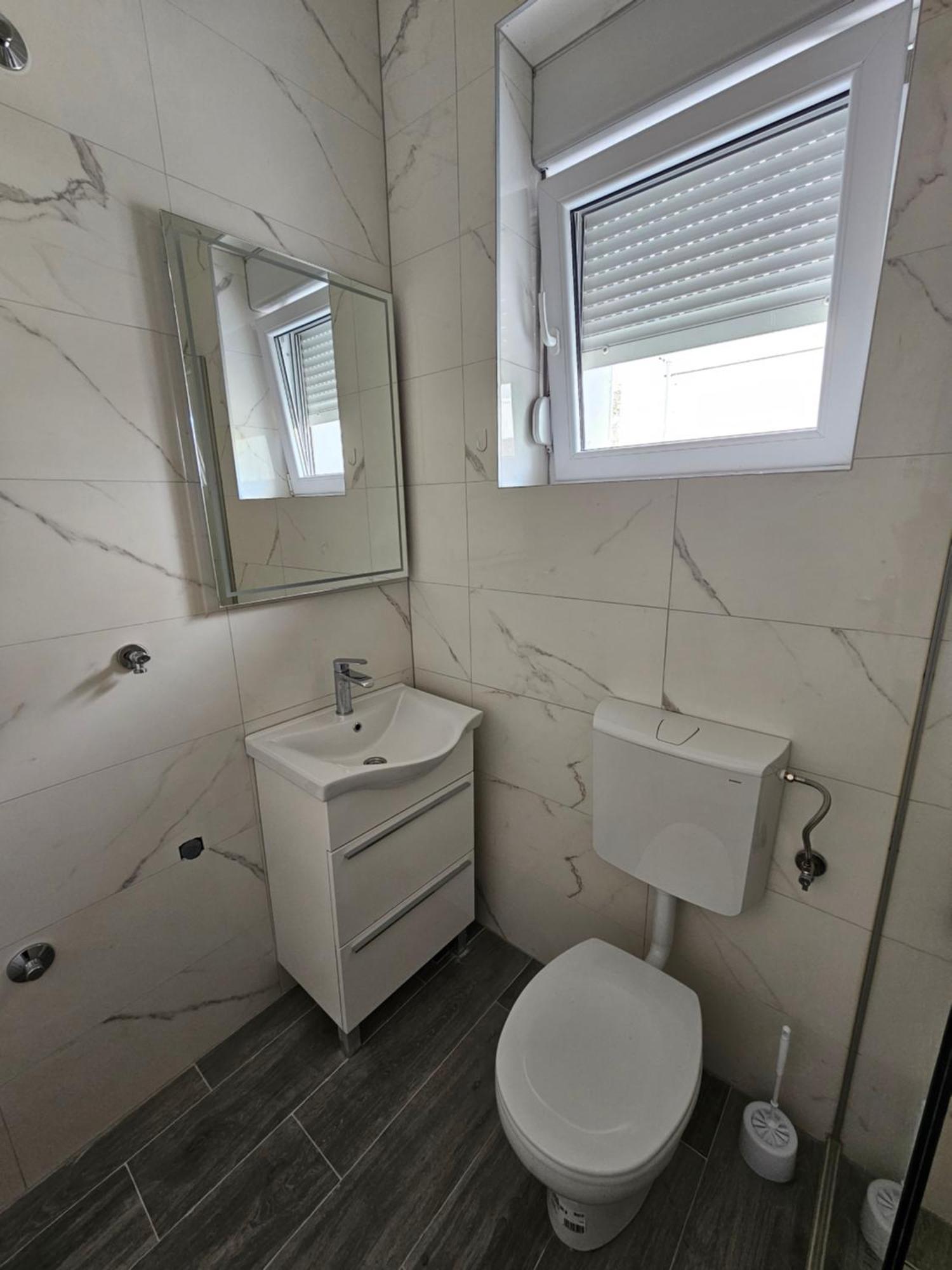 R&N Familiy Apartments Мостар Екстериор снимка