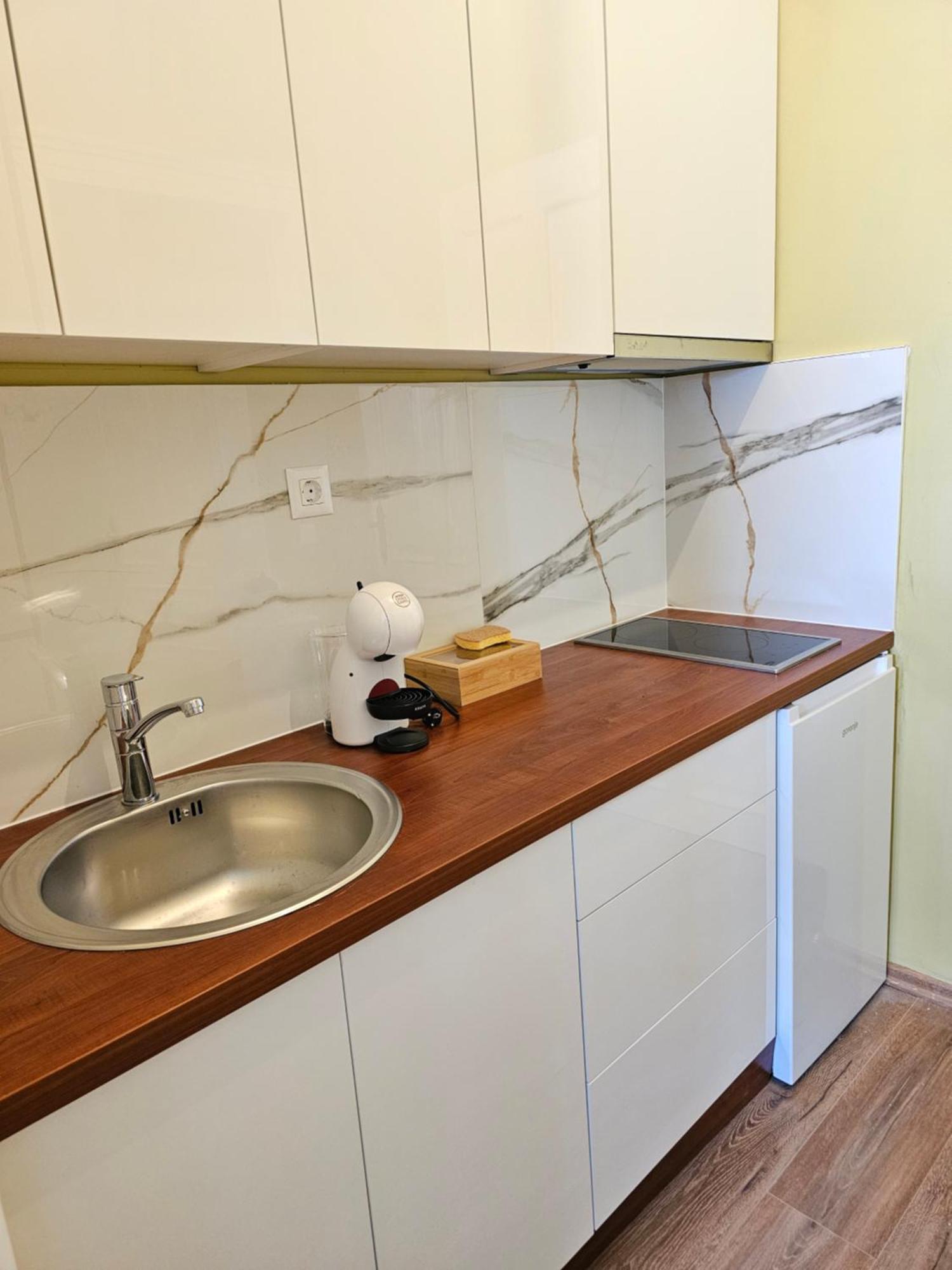 R&N Familiy Apartments Мостар Екстериор снимка