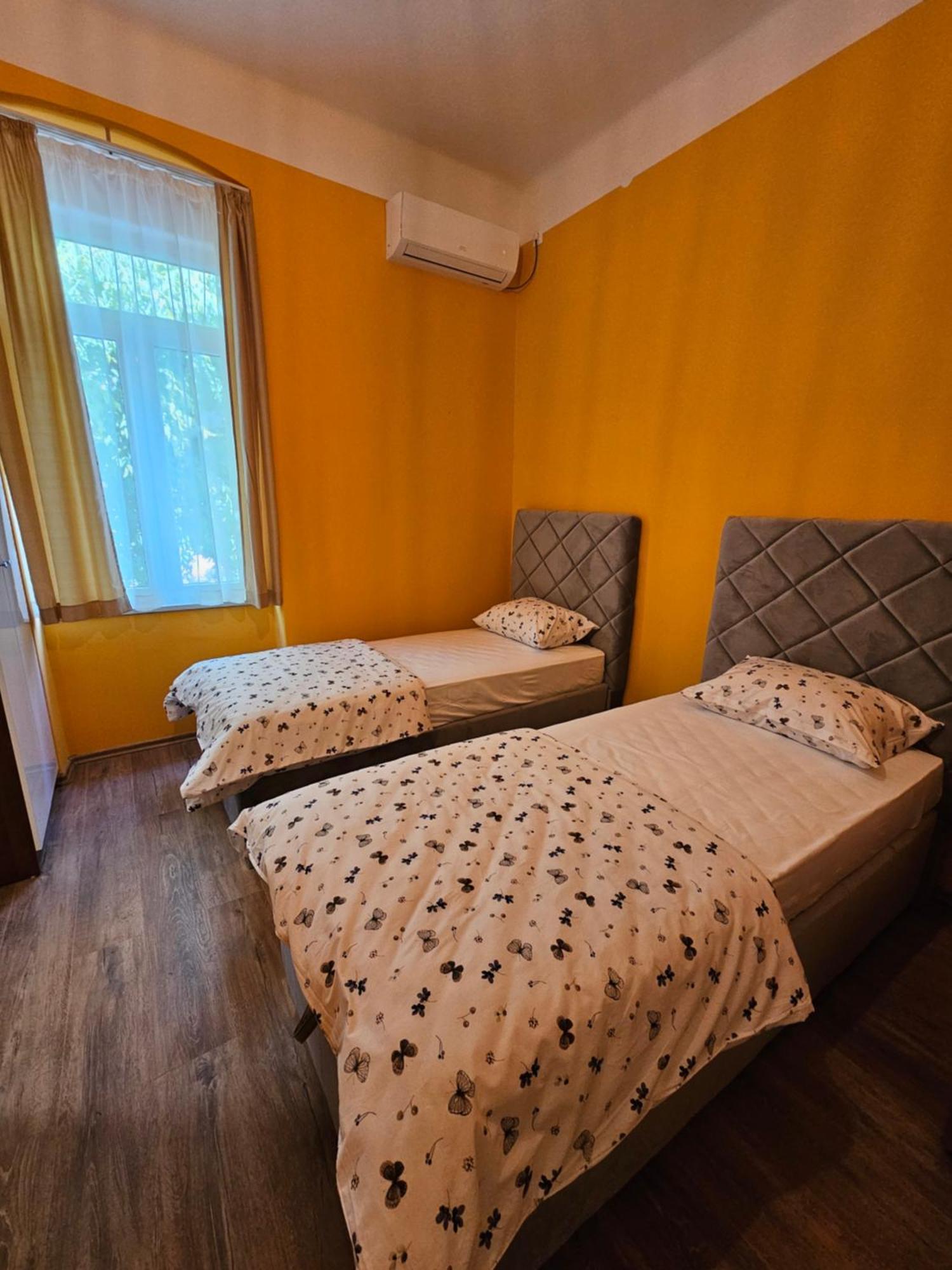 R&N Familiy Apartments Мостар Екстериор снимка