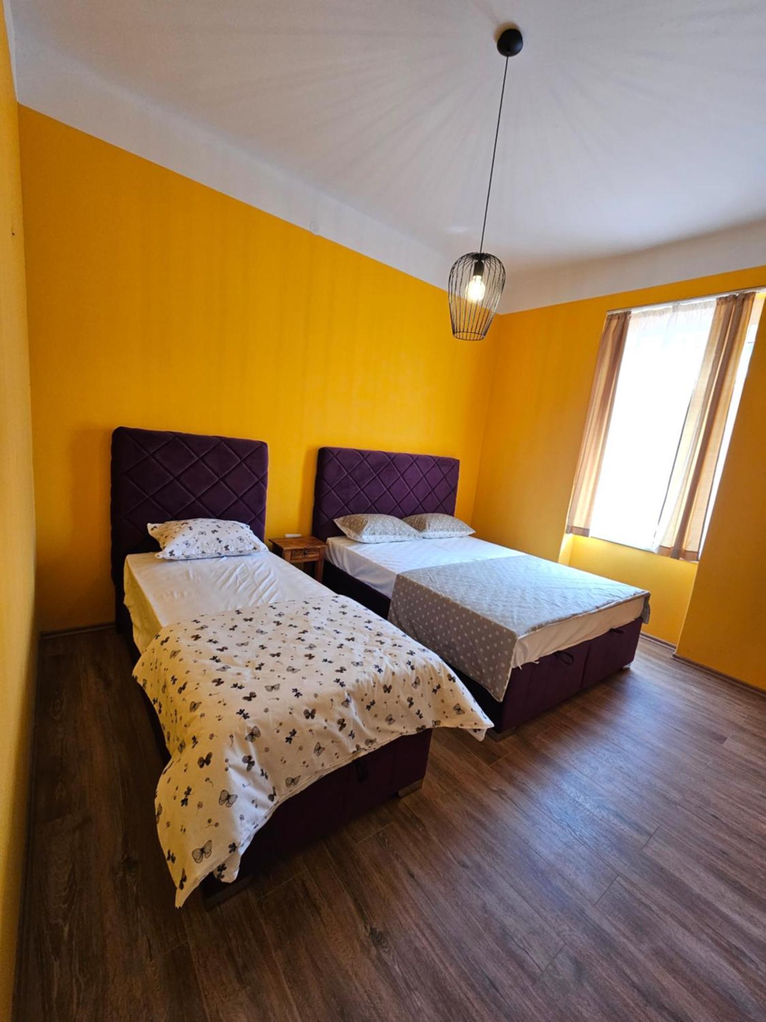 R&N Familiy Apartments Мостар Екстериор снимка