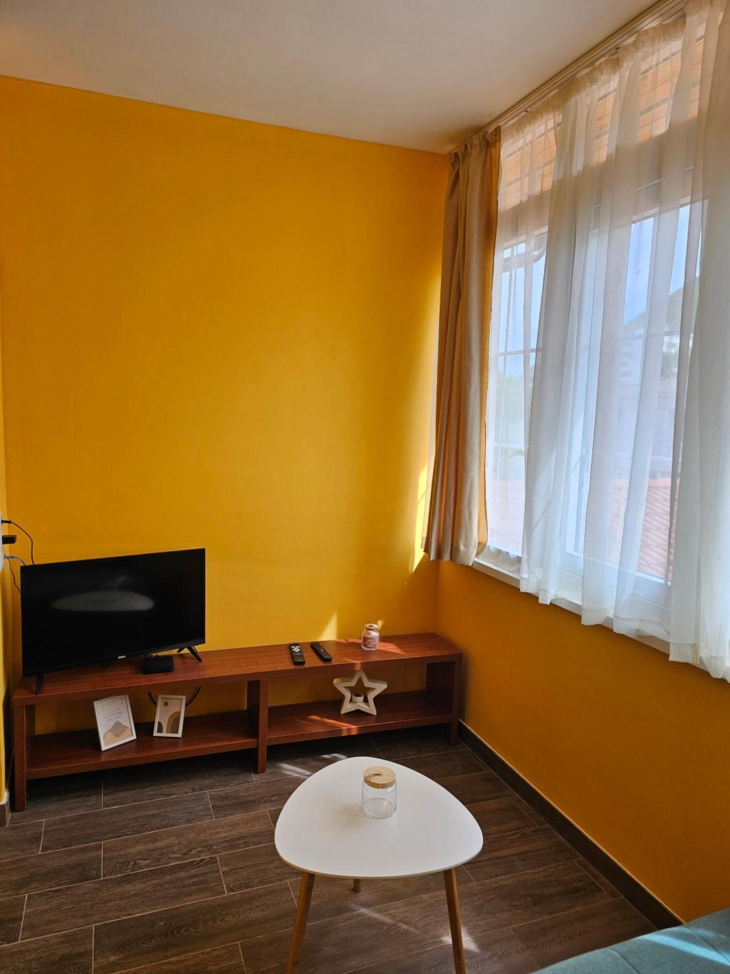 R&N Familiy Apartments Мостар Екстериор снимка