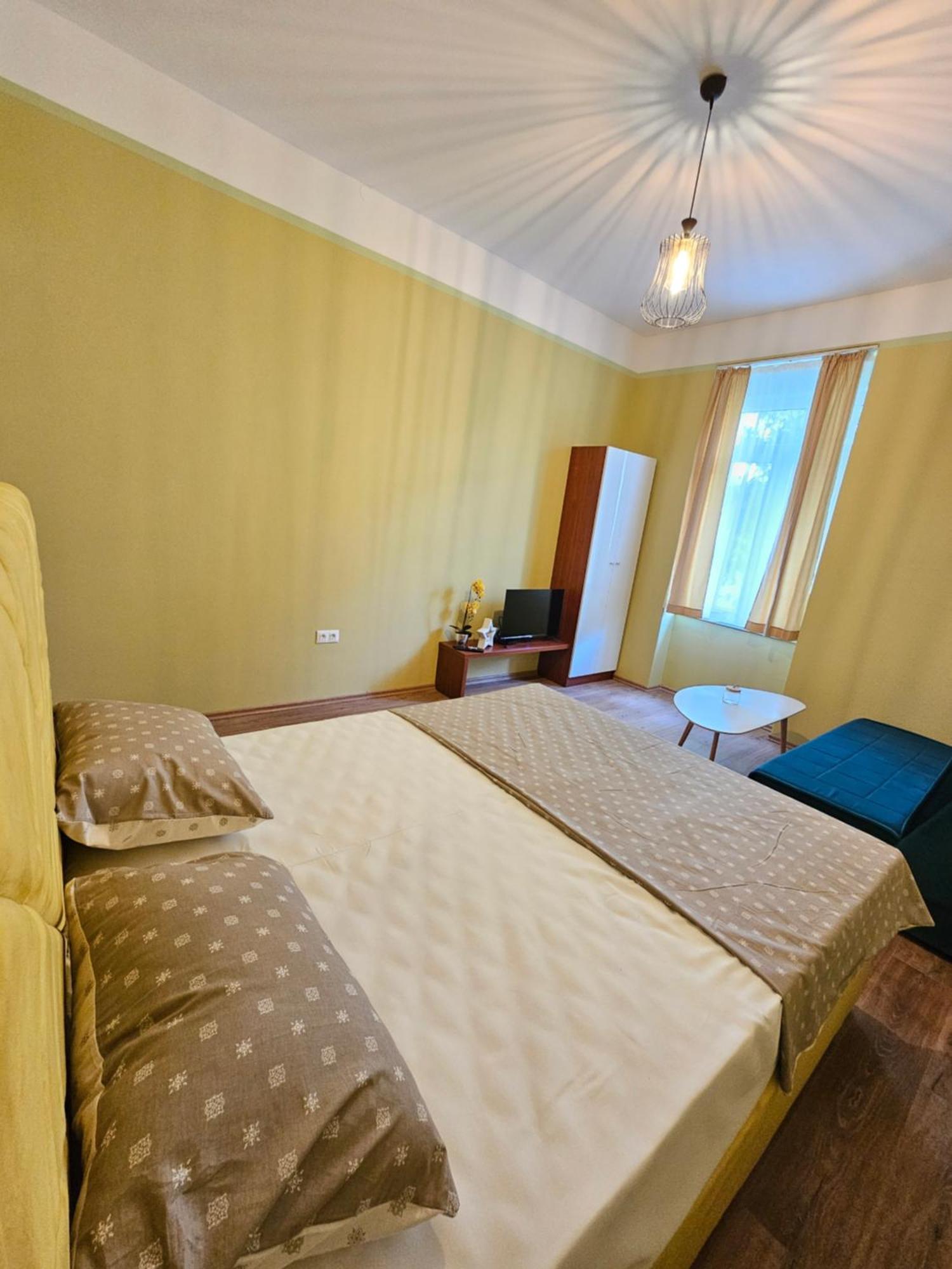 R&N Familiy Apartments Мостар Екстериор снимка